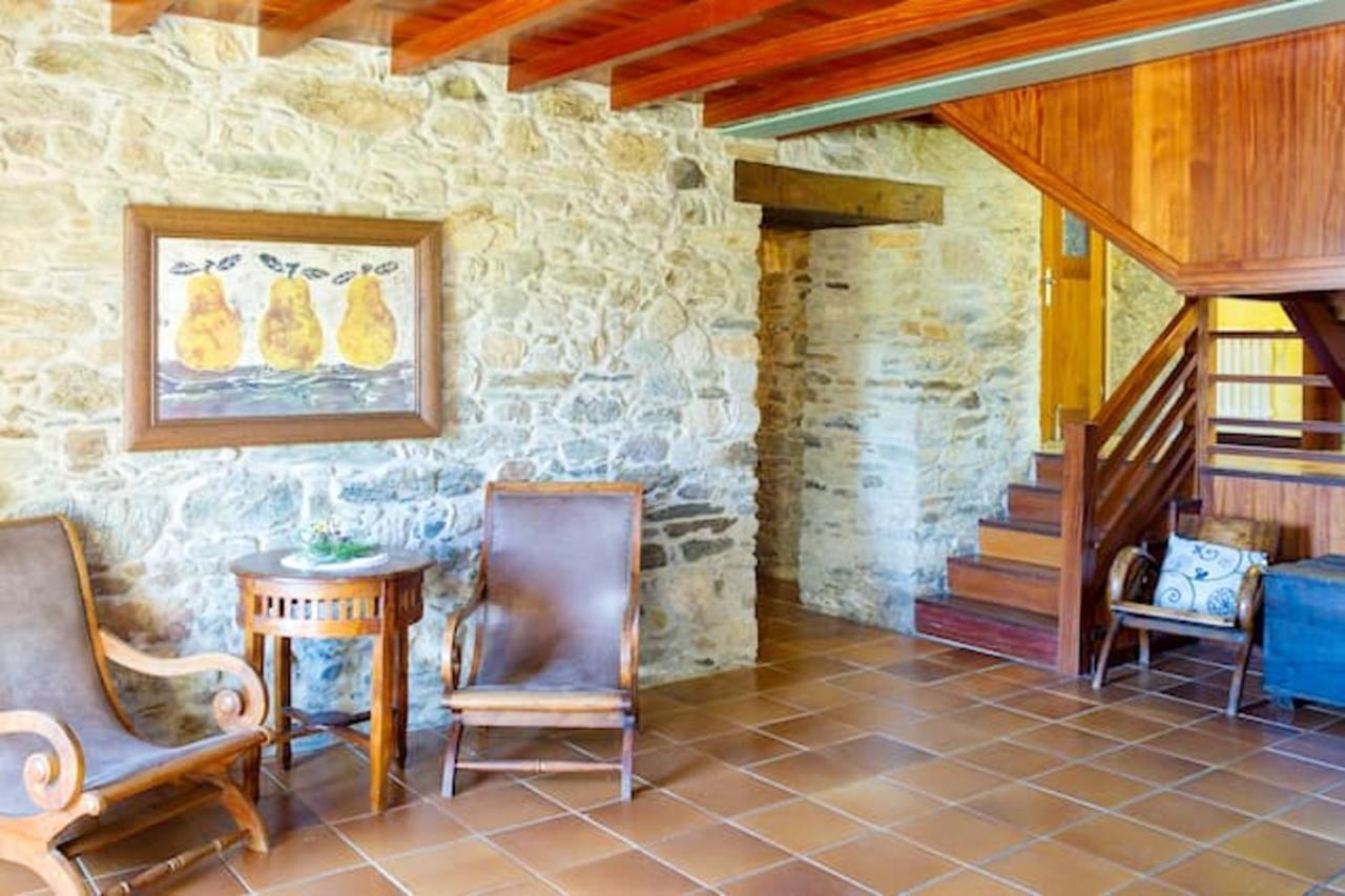 Luxurious Villa In Outeiro - Private Pool San Saturnino Exterior photo